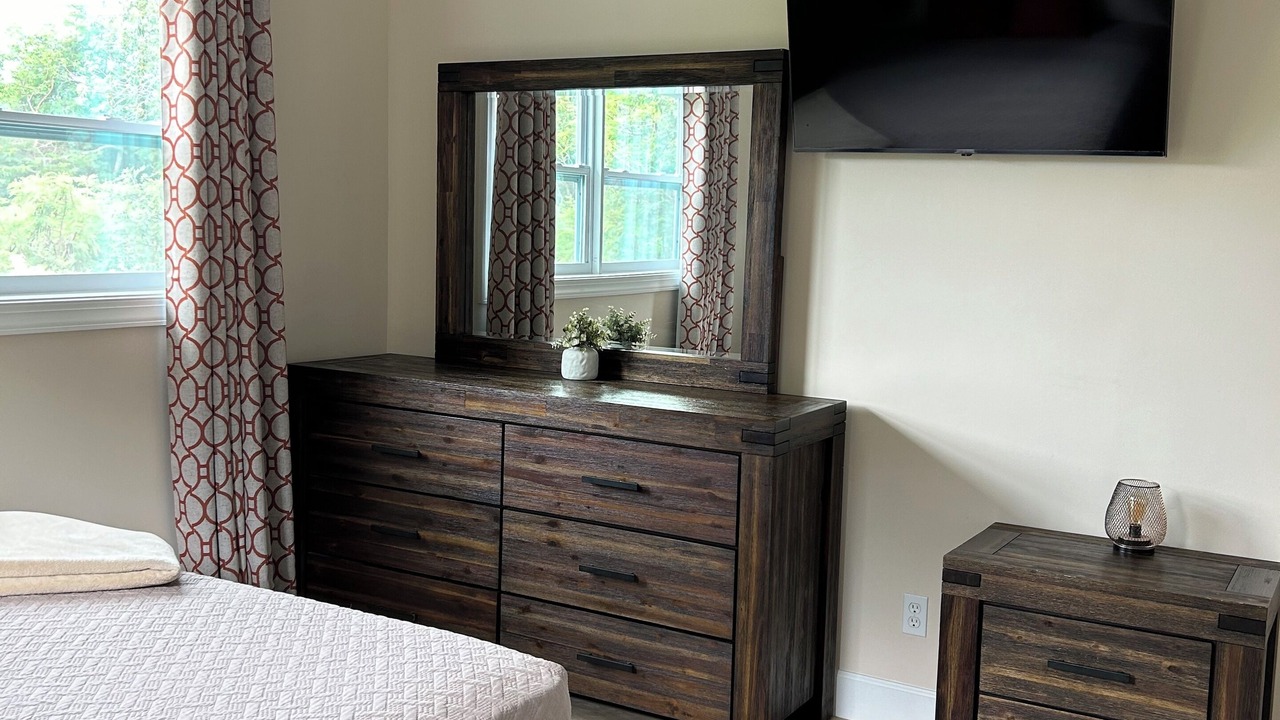 Photo of Bedroom in Farmer's Hill