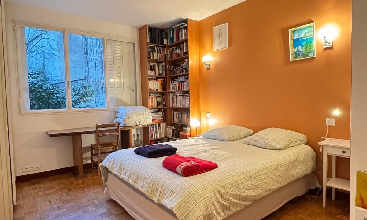 Photo of Bedroom in 15th Arrondissement