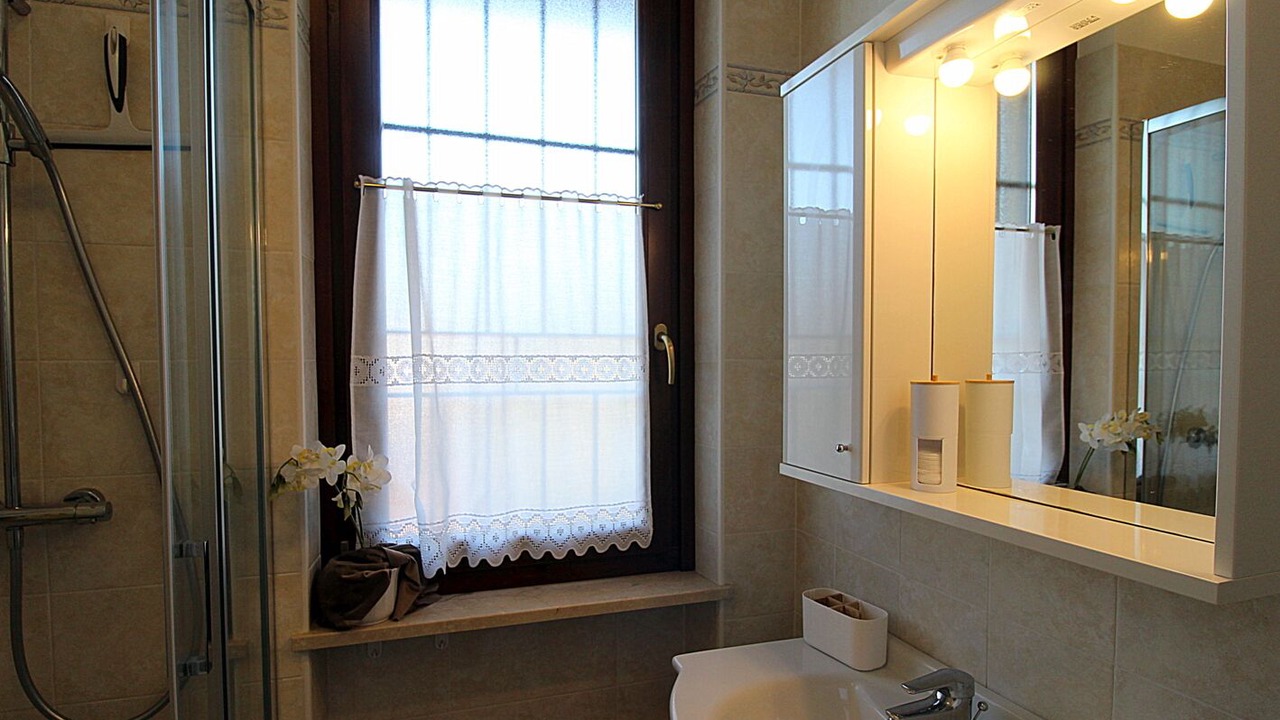 Photo of Bathroom in Lazise
