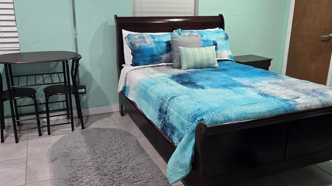 Photo of Bedroom in George Town