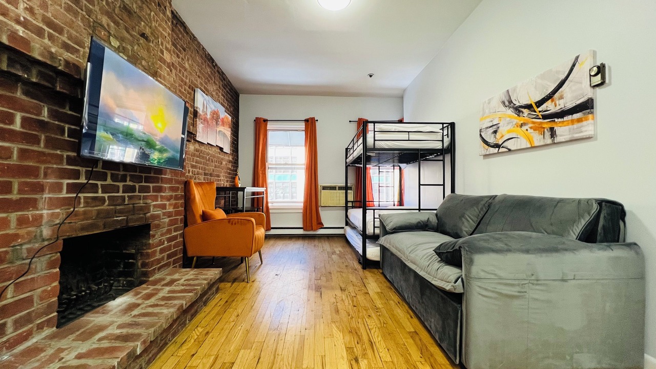 Photo of Livingroom in Koreatown