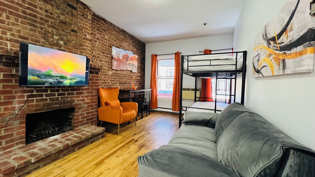 Photo of Livingroom in Koreatown