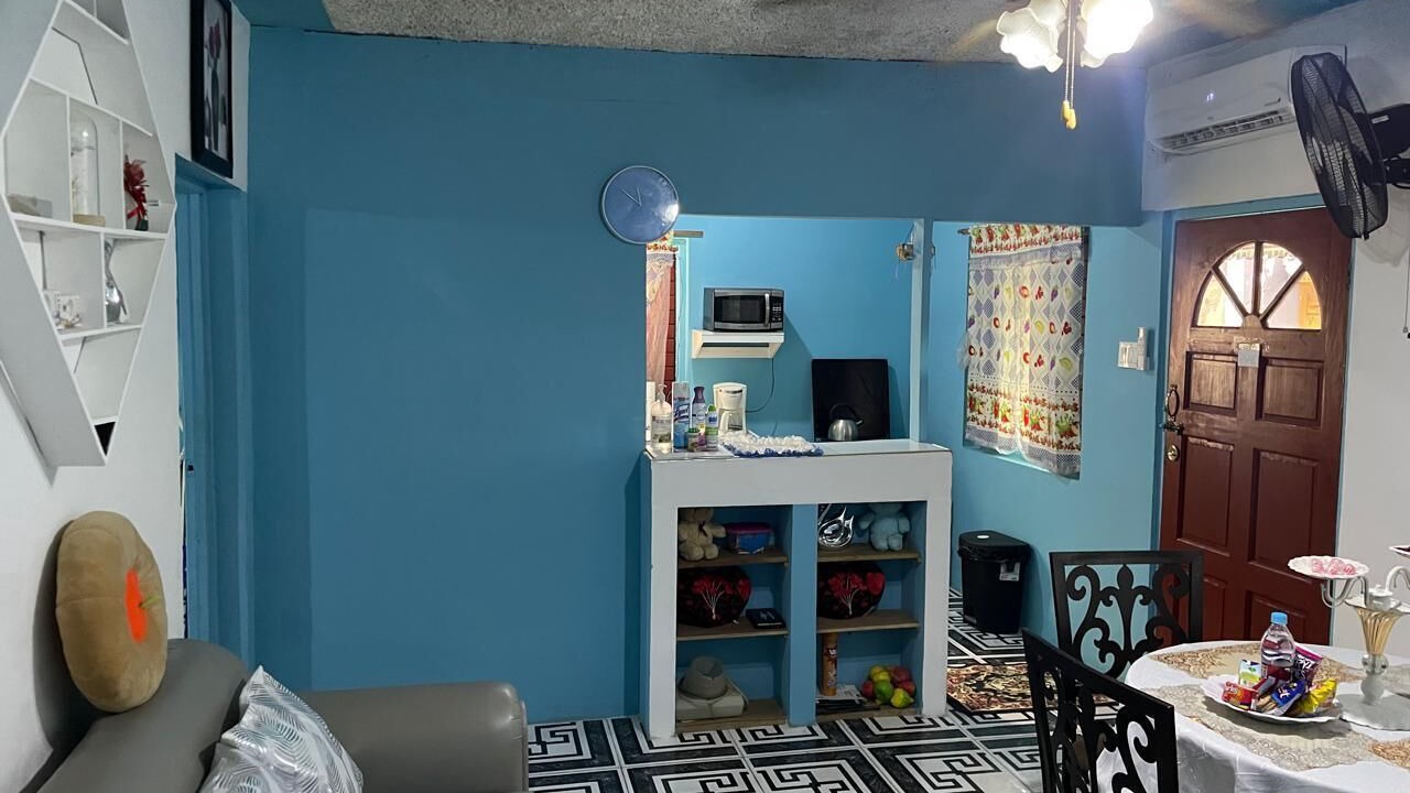 Photo of Livingroom in Kingston