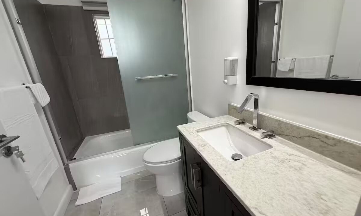 Photo of Bathroom in Caribbean Estates