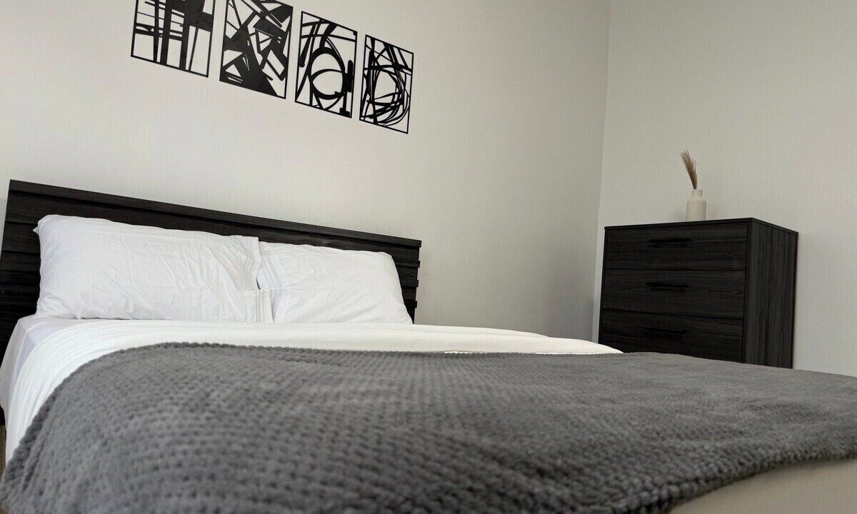 Photo of Bedroom in Caribbean Estates