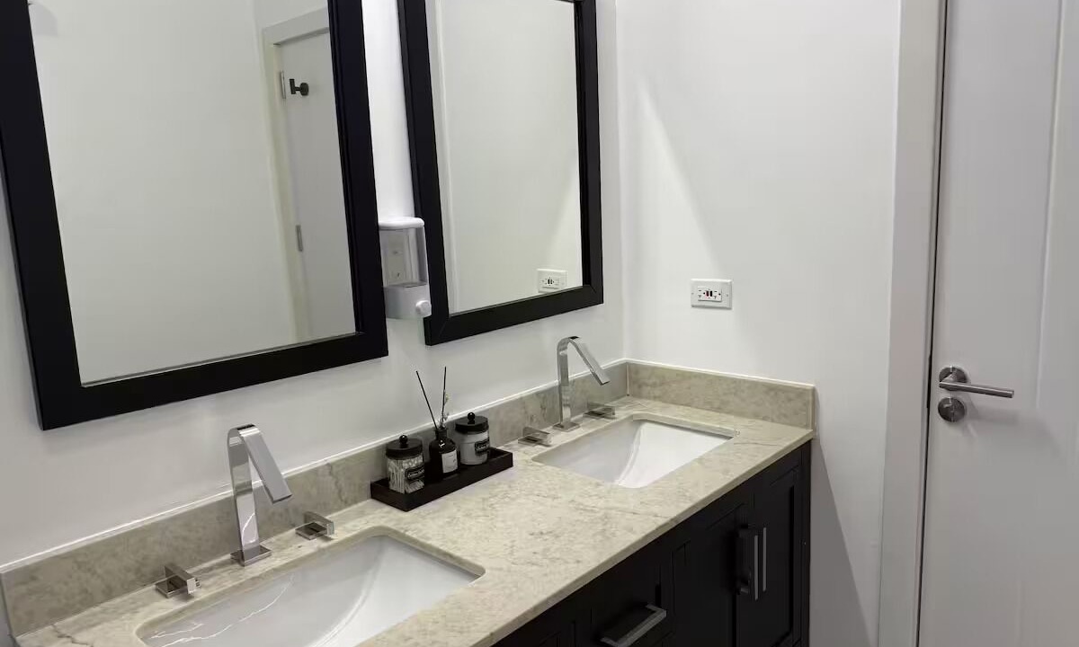 Photo of Bathroom in Caribbean Estates