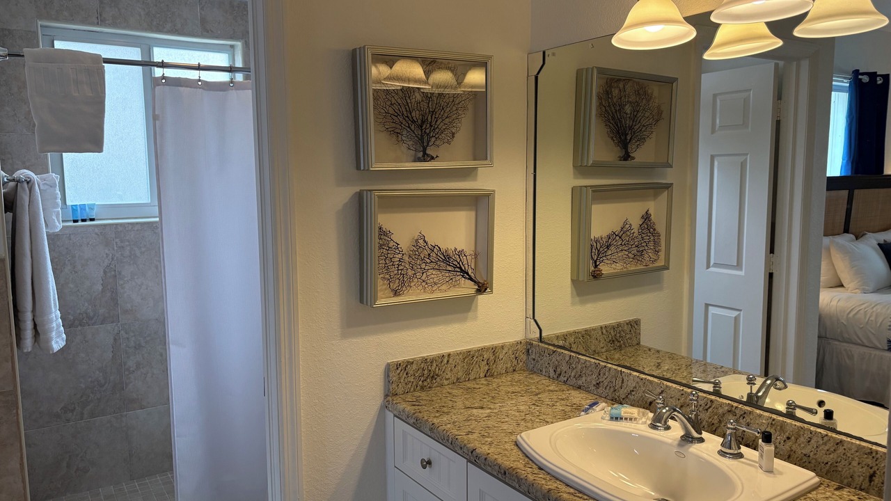 Photo of Bathroom in Alice Town