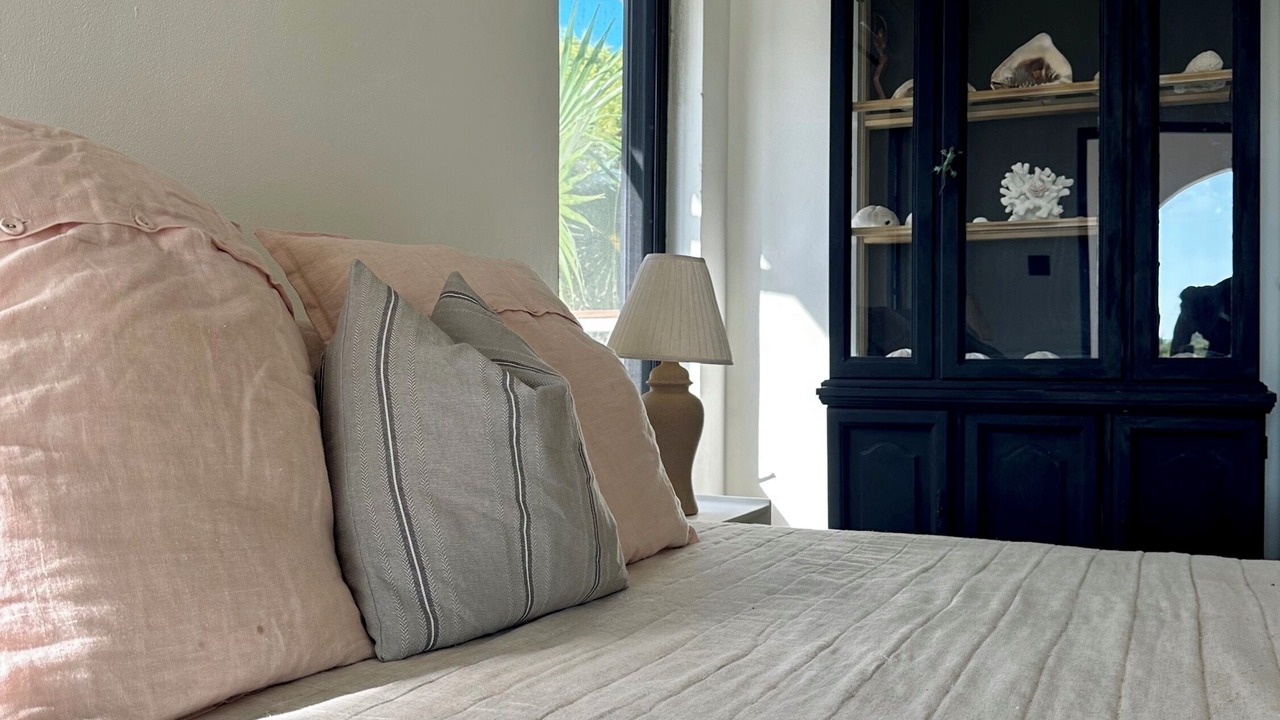 Photo of Bedroom in Tar Bay
