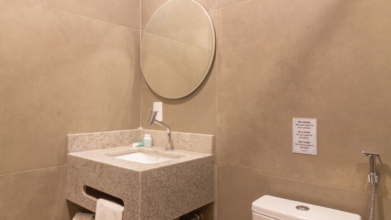 Photo of Bathroom in Leme