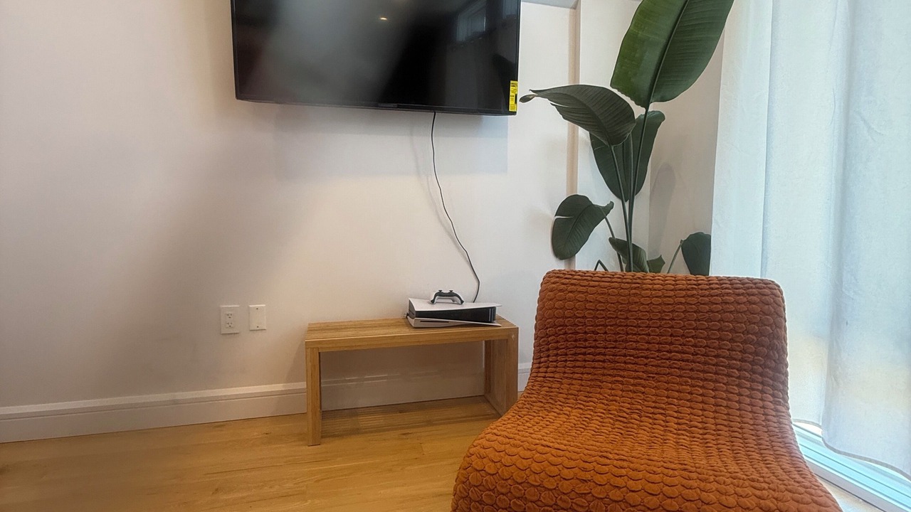 Photo of Livingroom in East Flatbush