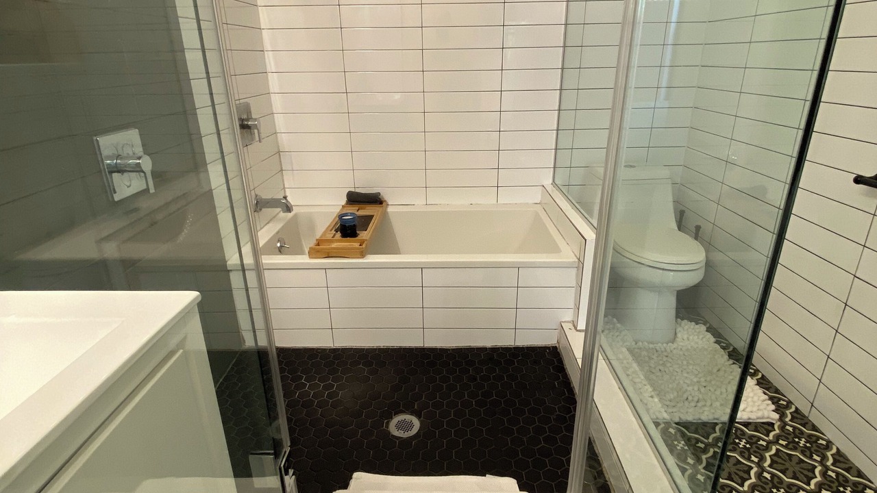 Photo of Bathroom in Ocean Hill