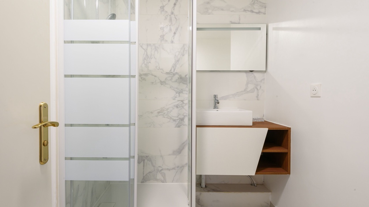 Photo of Bathroom in Magny-le-Hongre