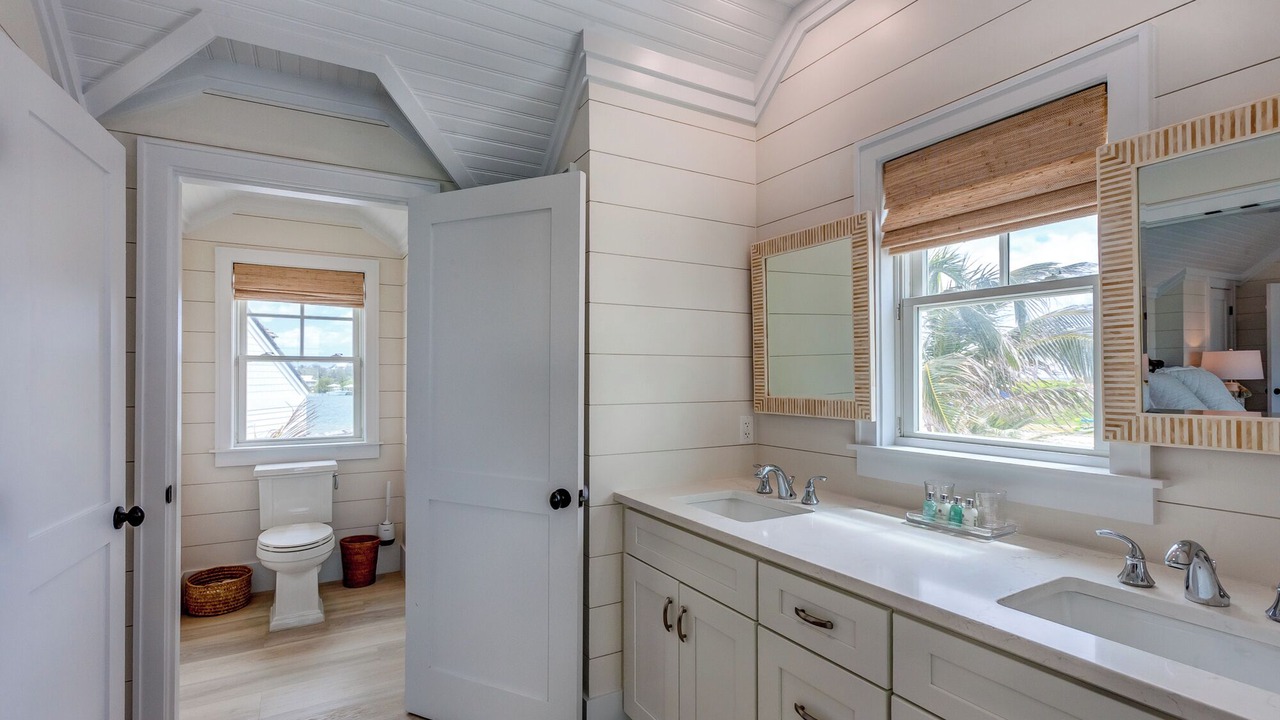 Photo of Bathroom in Hope Town