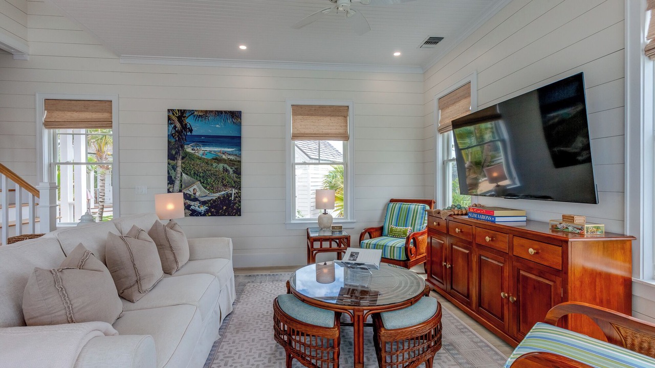 Photo of Livingroom in Hope Town