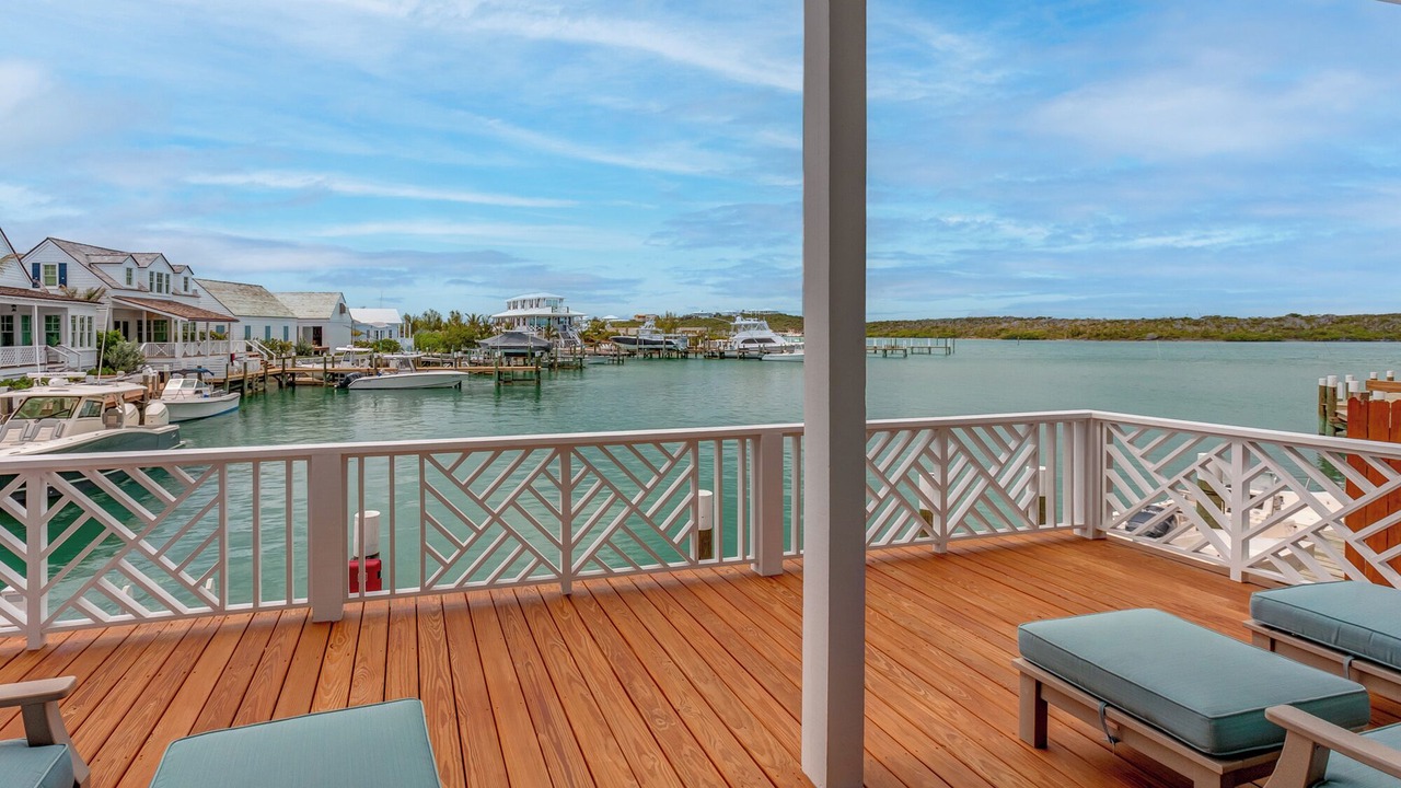 Photo of Patio Balcony in Hope Town
