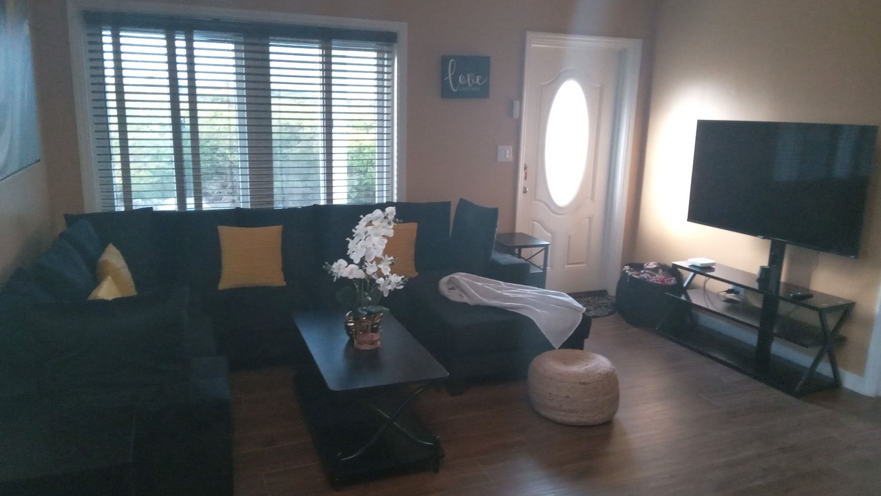 Photo of Livingroom in Tar Bay