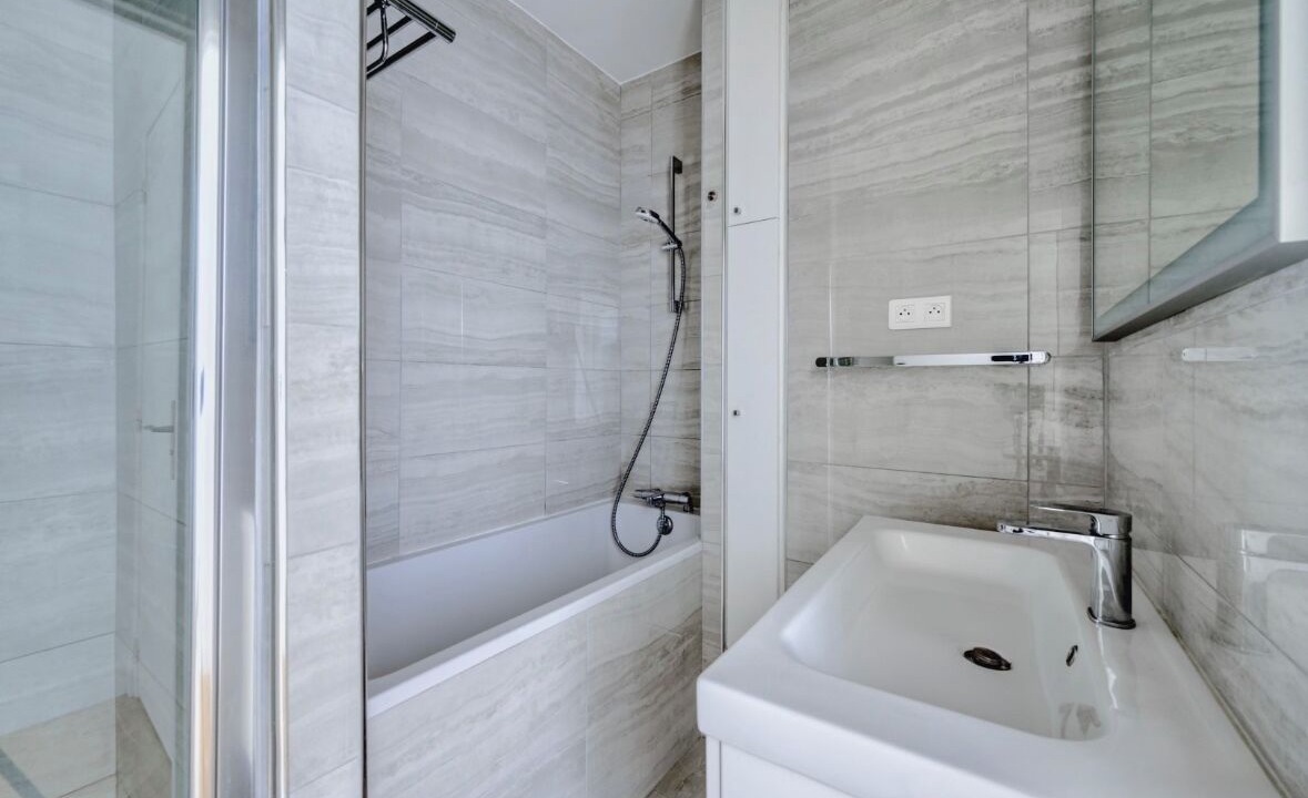 Photo of Bathroom in Porte-Dauphine