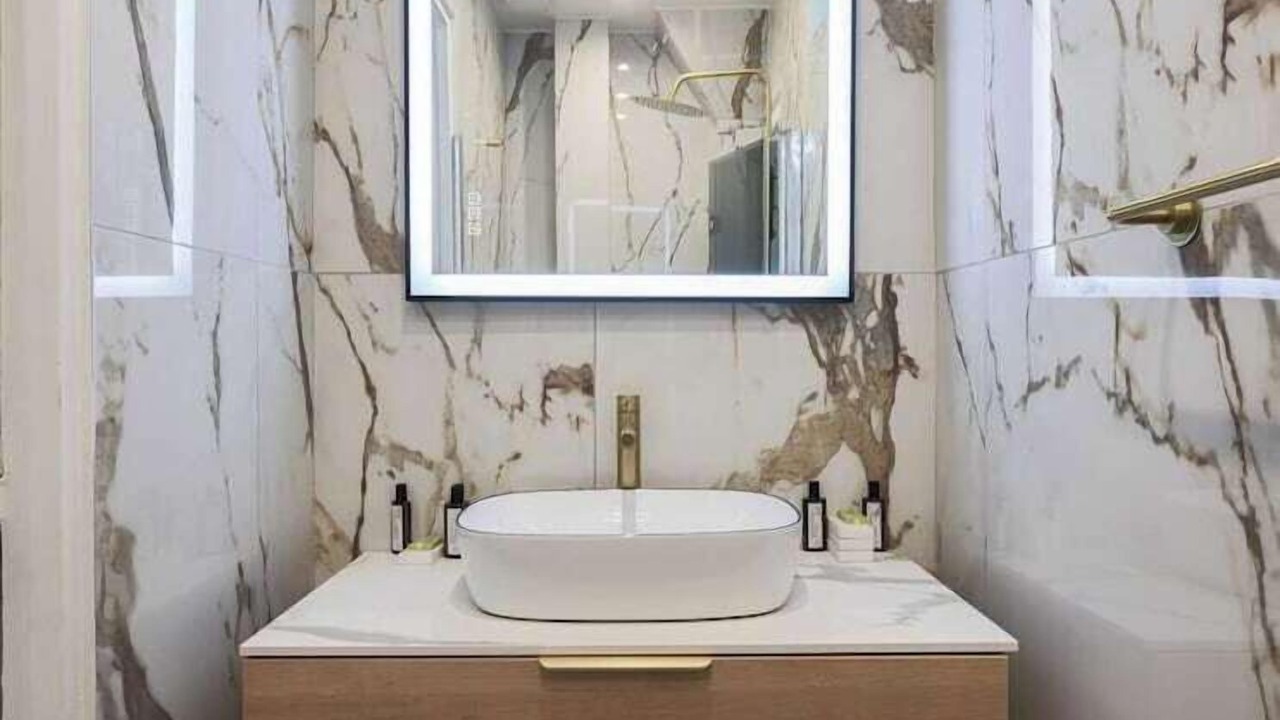 Photo of Bathroom in Porte-Saint-Martin