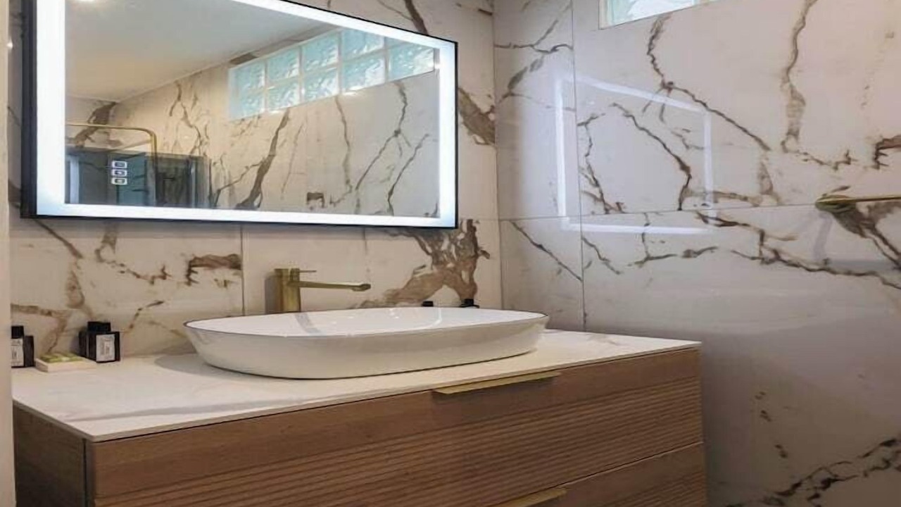 Photo of Bathroom in Porte-Saint-Martin