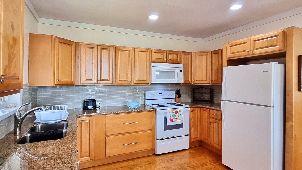 Photo of Kitchen in Spanish Wells