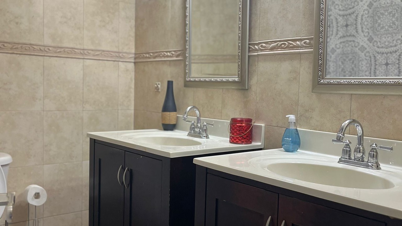 Photo of Bathroom in Bahamas Terrace