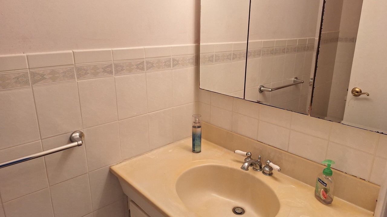 Photo of Bathroom in Bahamas Terrace