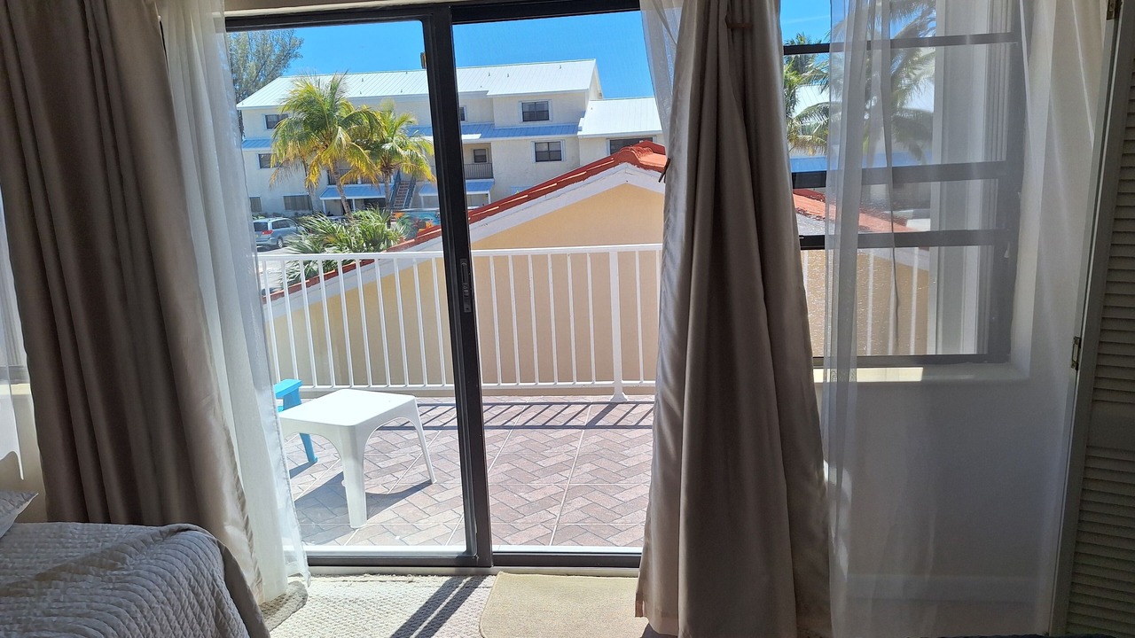 Photo of Bedroom in Bahamas Terrace