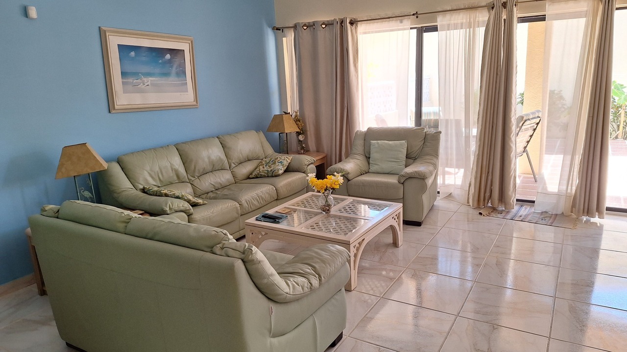 Photo of Livingroom in Bahamas Terrace
