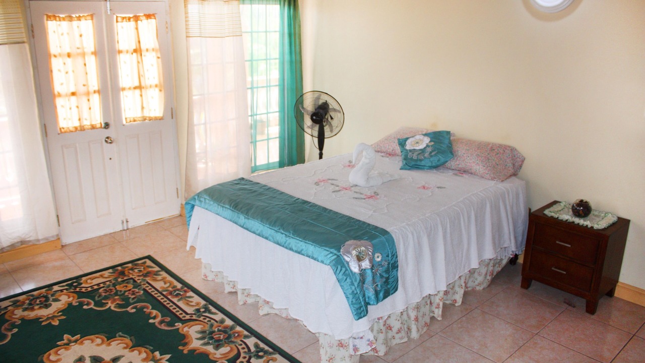 Photo of Bedroom in Tower Isle