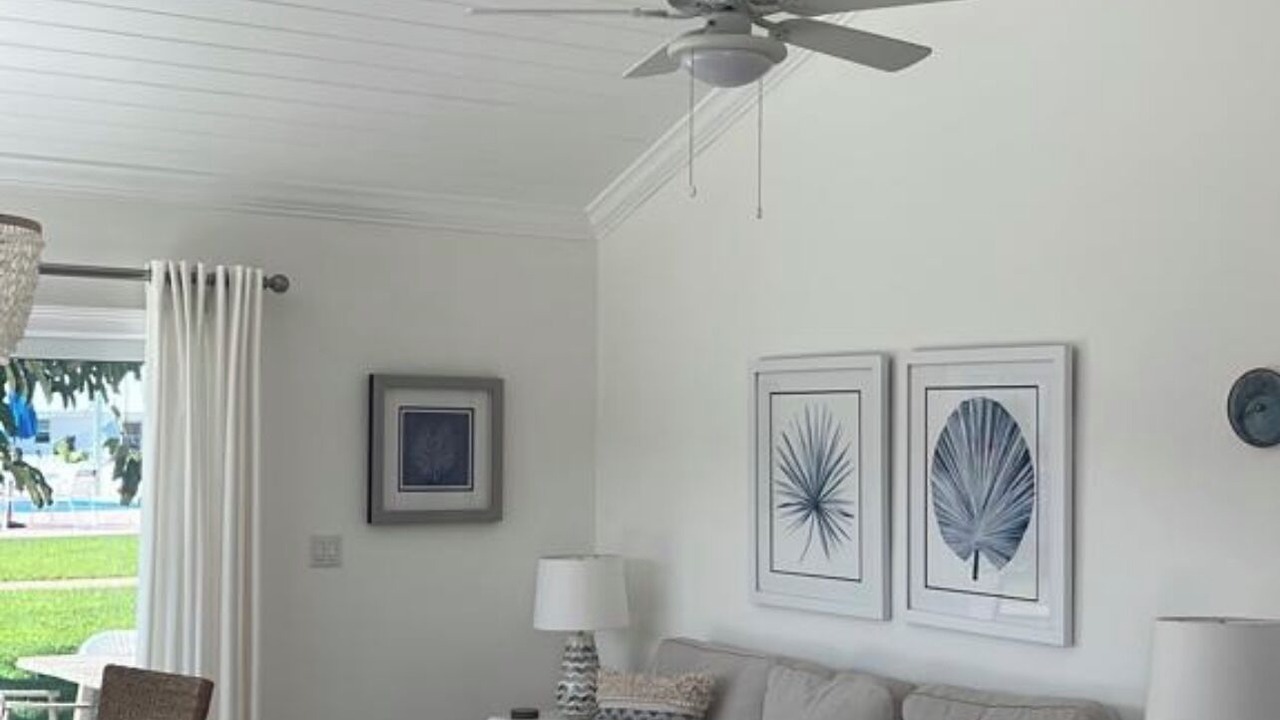 Photo of Livingroom in Treasure Cay