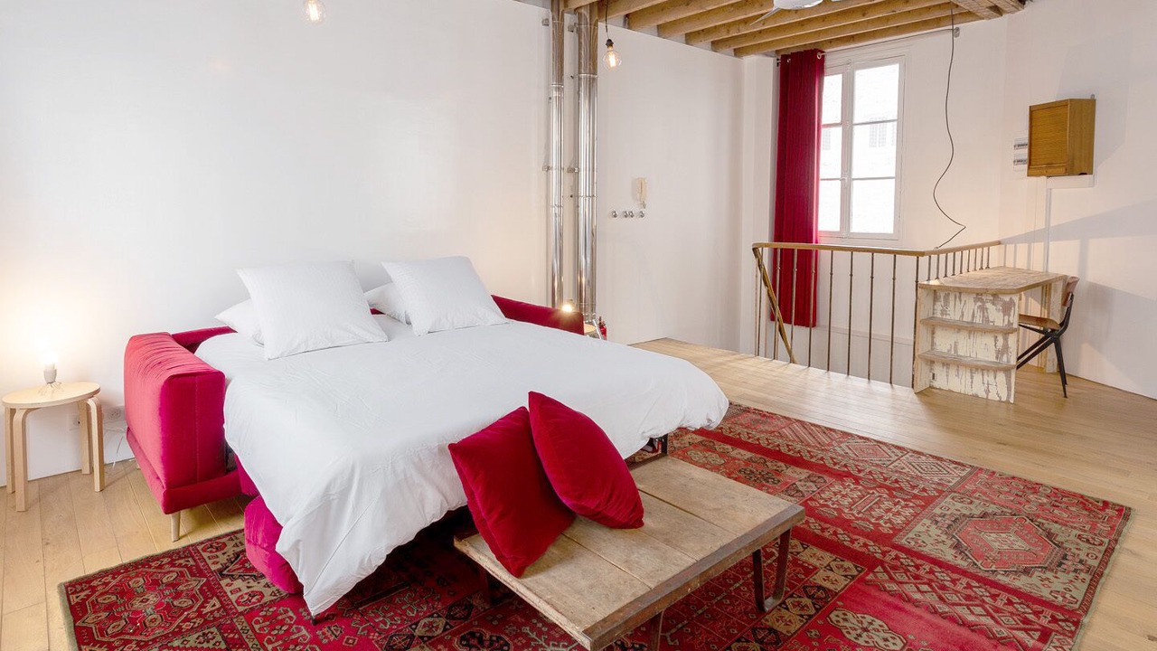Photo of Bedroom in Hopital Saint-Louis