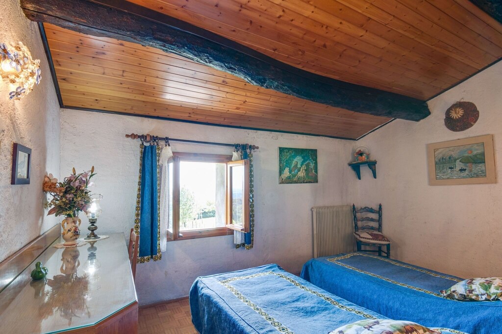 Photo of Bedroom in Crespano del Grappa