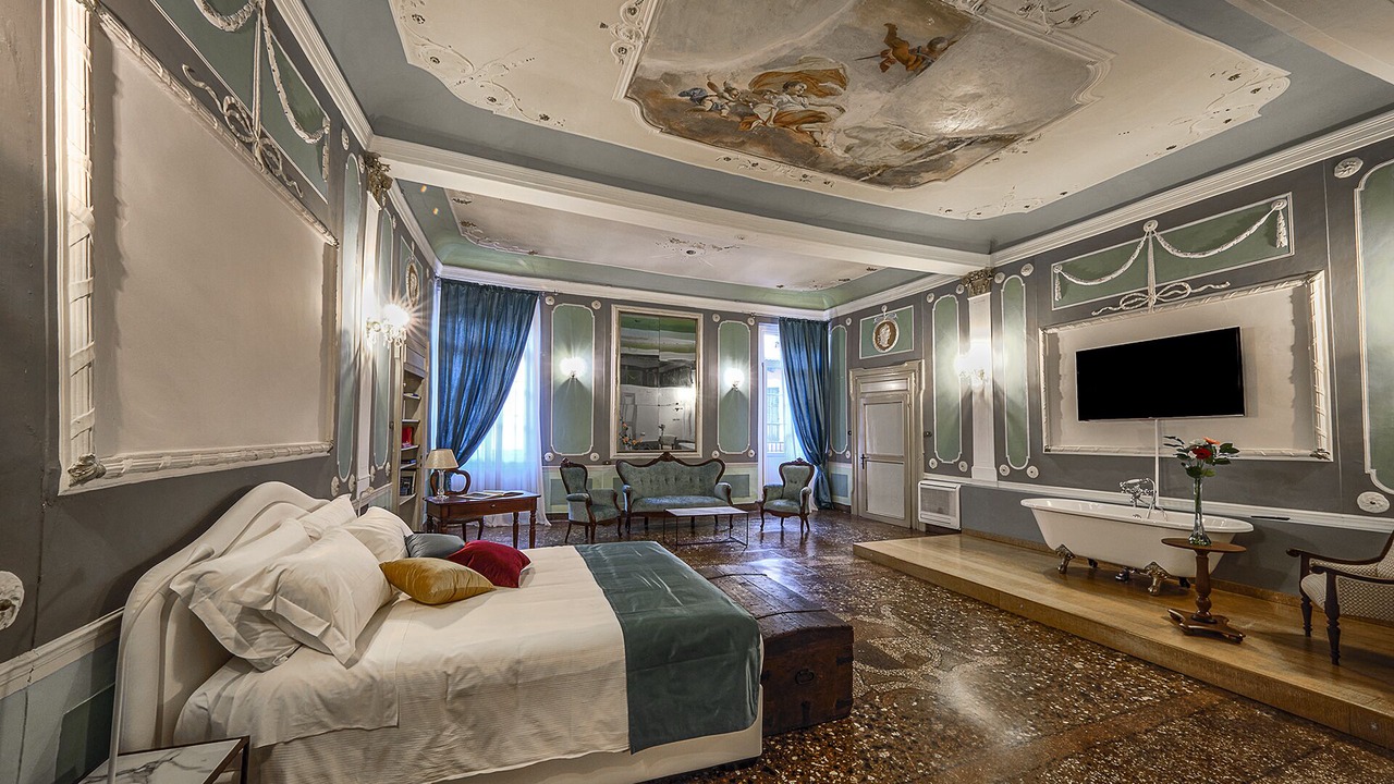 Photo of Bedroom in Verona City Centre