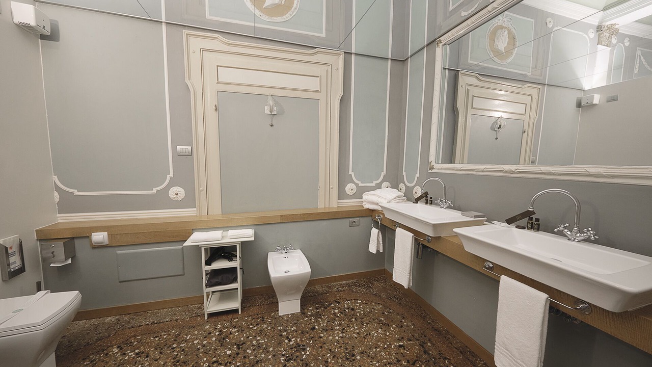 Photo of Bathroom in Verona City Centre