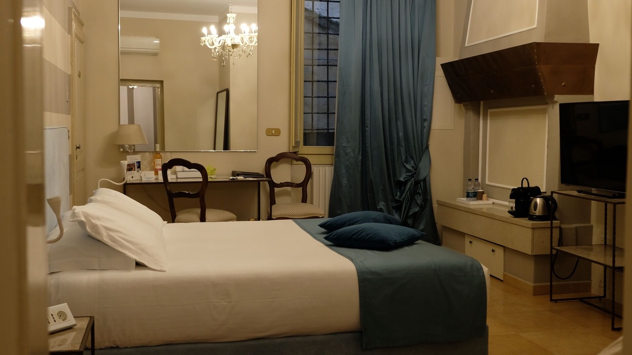 Photo of Bedroom in Verona City Centre