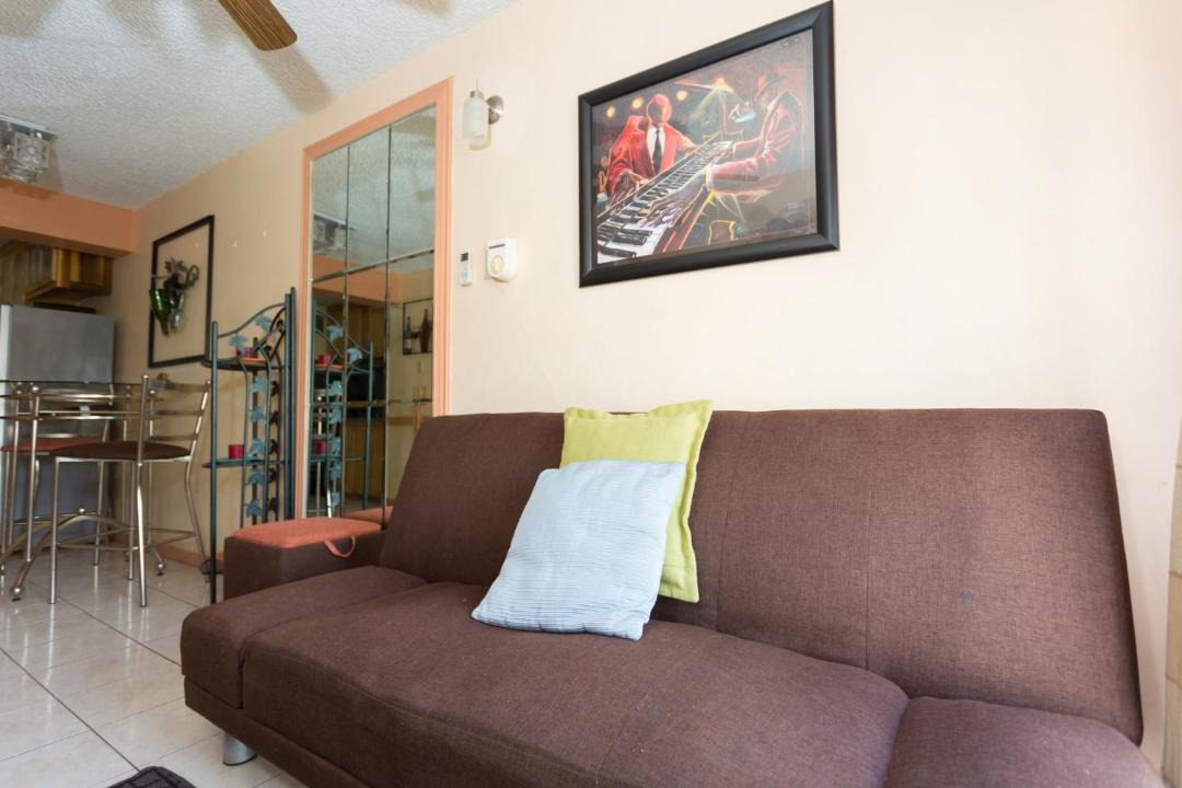 Photo of Livingroom in Eden Gardens