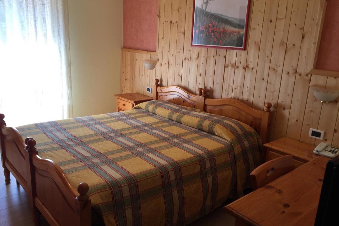 Photo of Bedroom in Posina