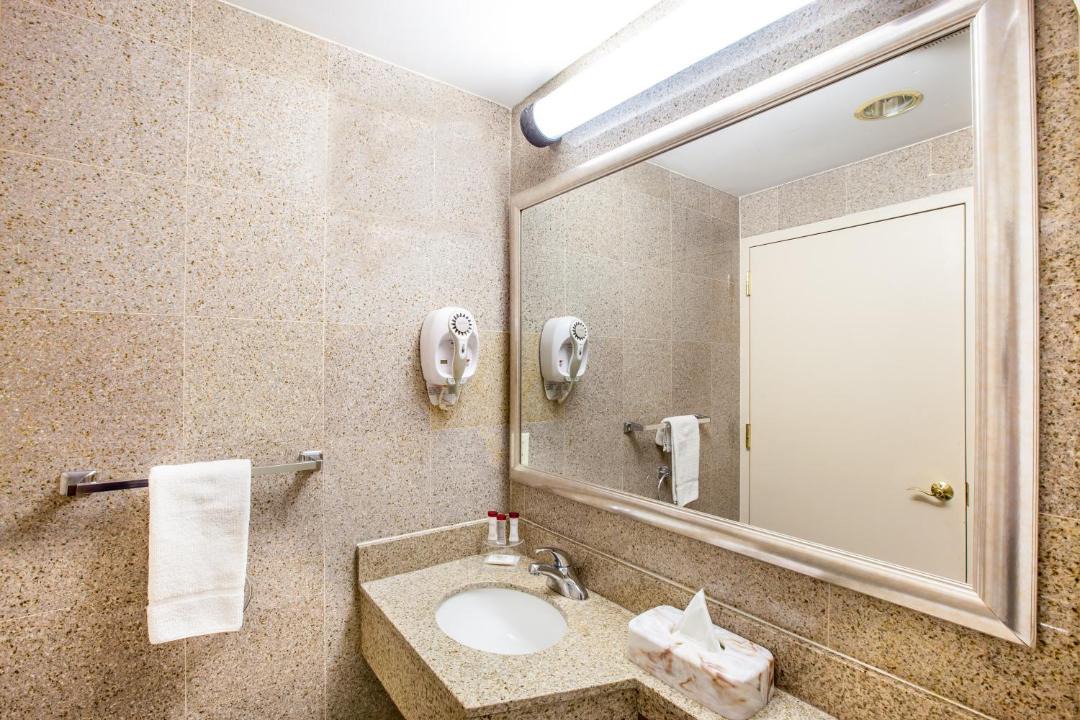 Photo of Bathroom in Queens