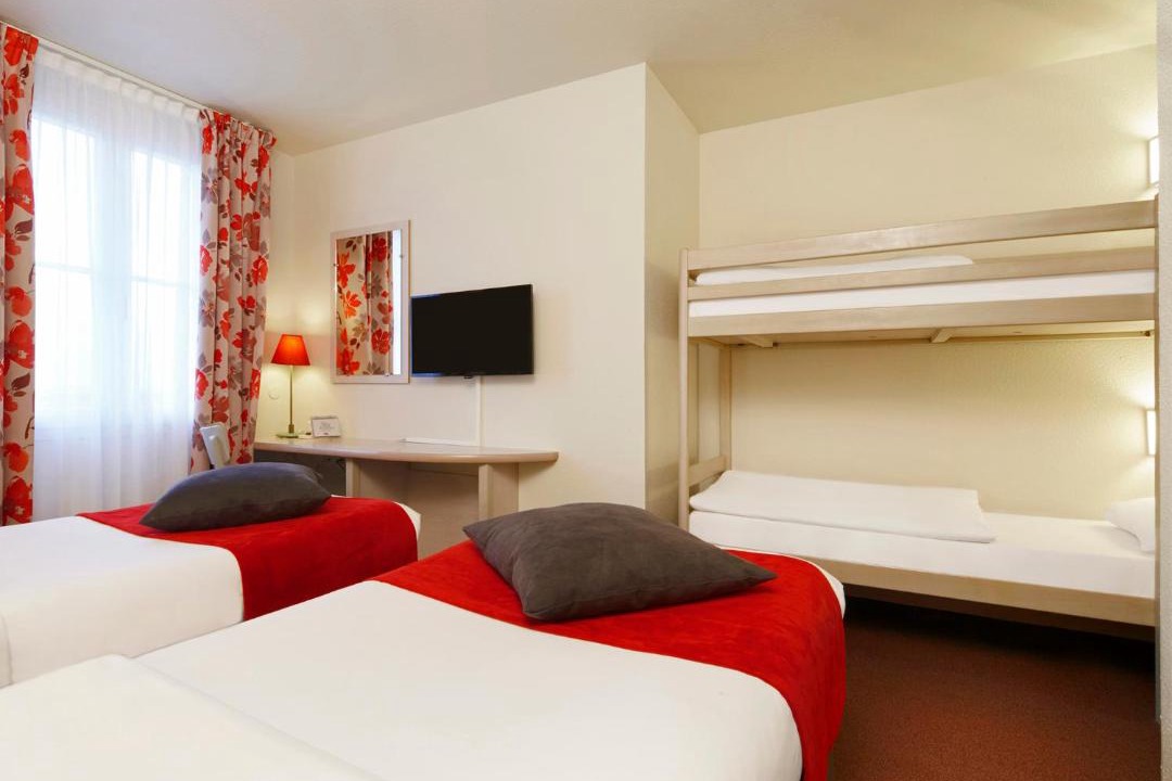 Photo of Bedroom in Magny-le-Hongre