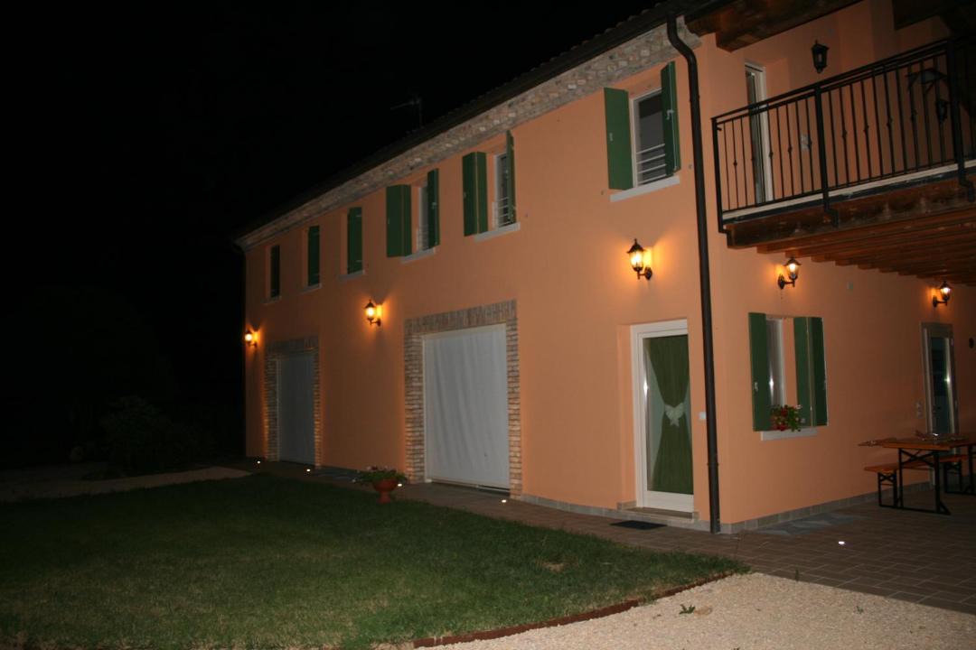 Photo of Others in Paese
