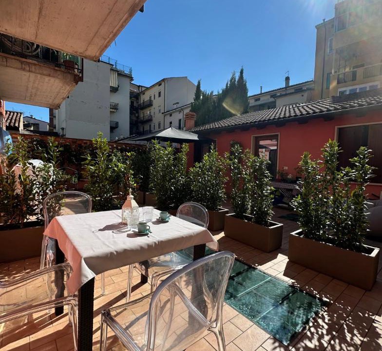 Photo of Patio Balcony in Verona City Centre
