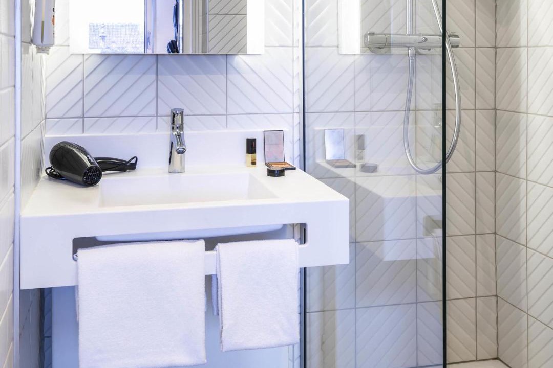Photo of Bathroom in Sceaux