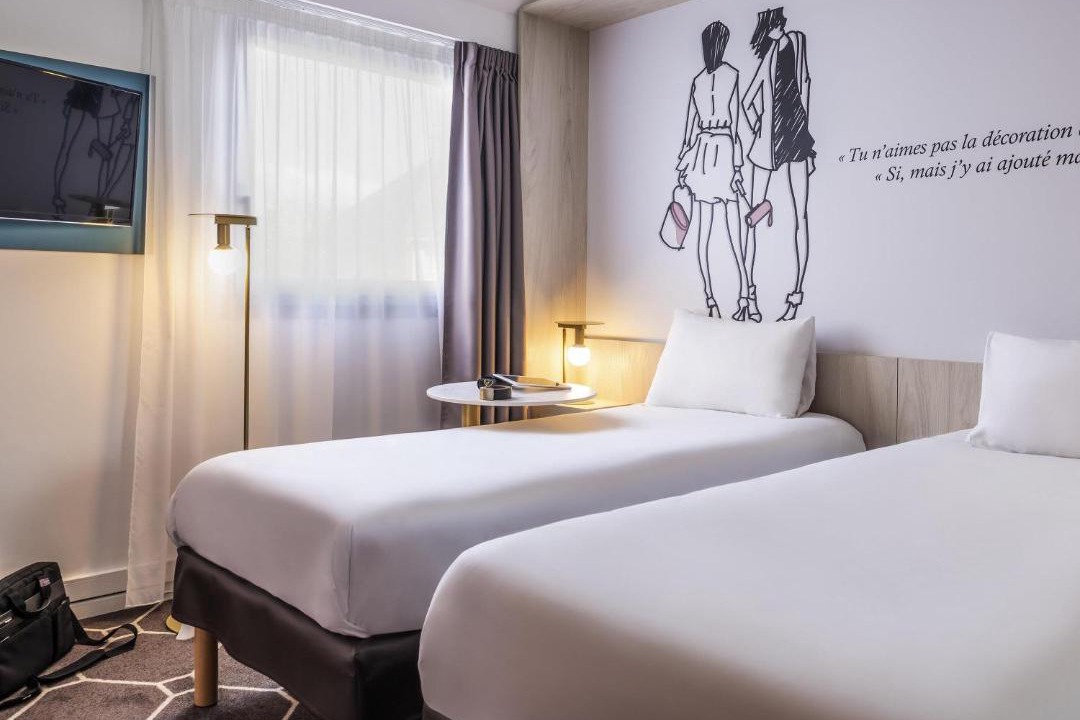 Photo of Bedroom in Sceaux