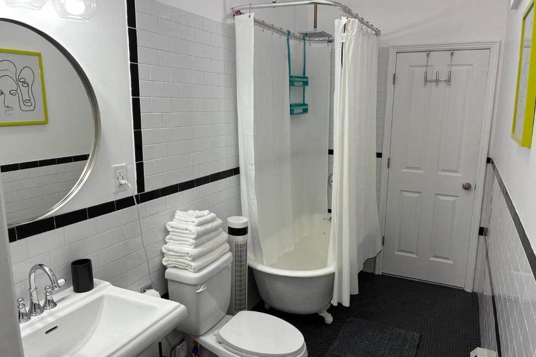 Photo of Bathroom in Bedford-Stuyvesant