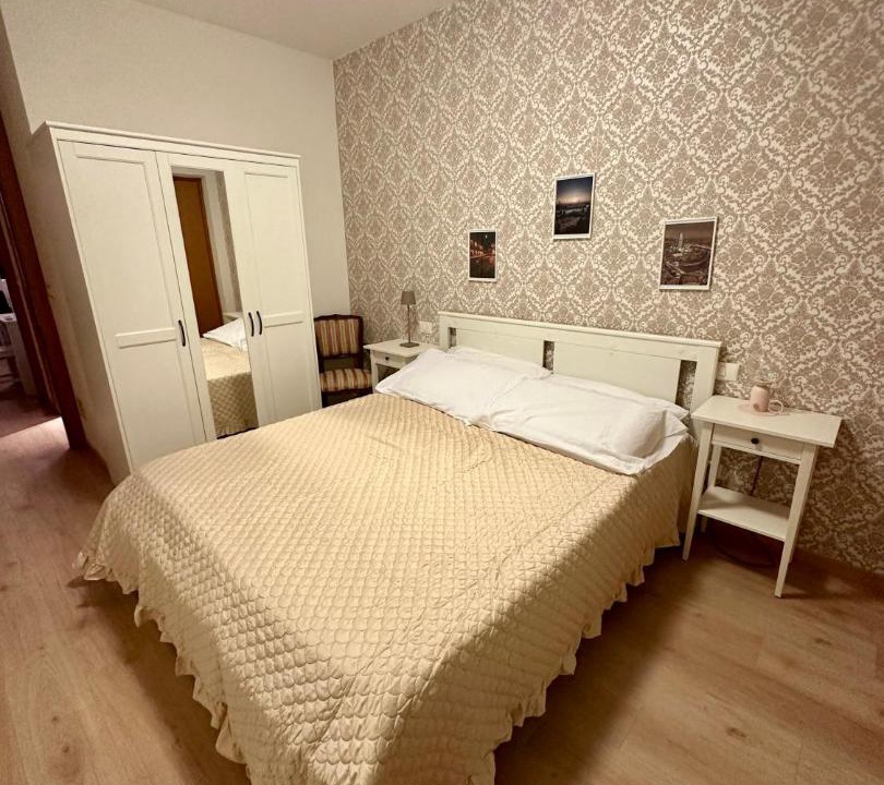 Photo of Bedroom in Verona City Centre