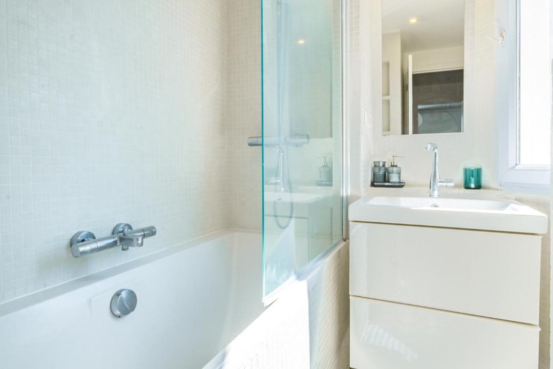 Photo of Bathroom in Quartier de Rochechouart