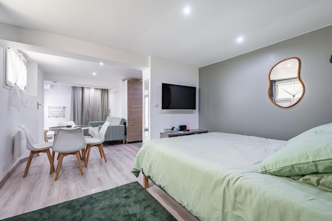 Photo of Bedroom in Chevilly-Larue