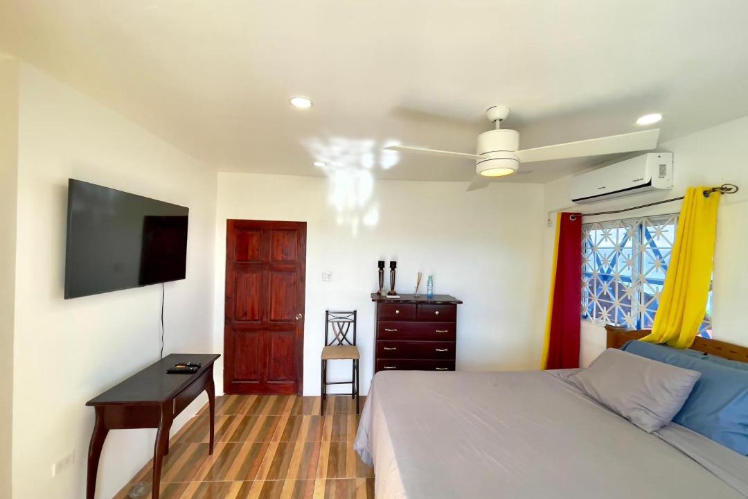 Photo of Bedroom in Hellshire