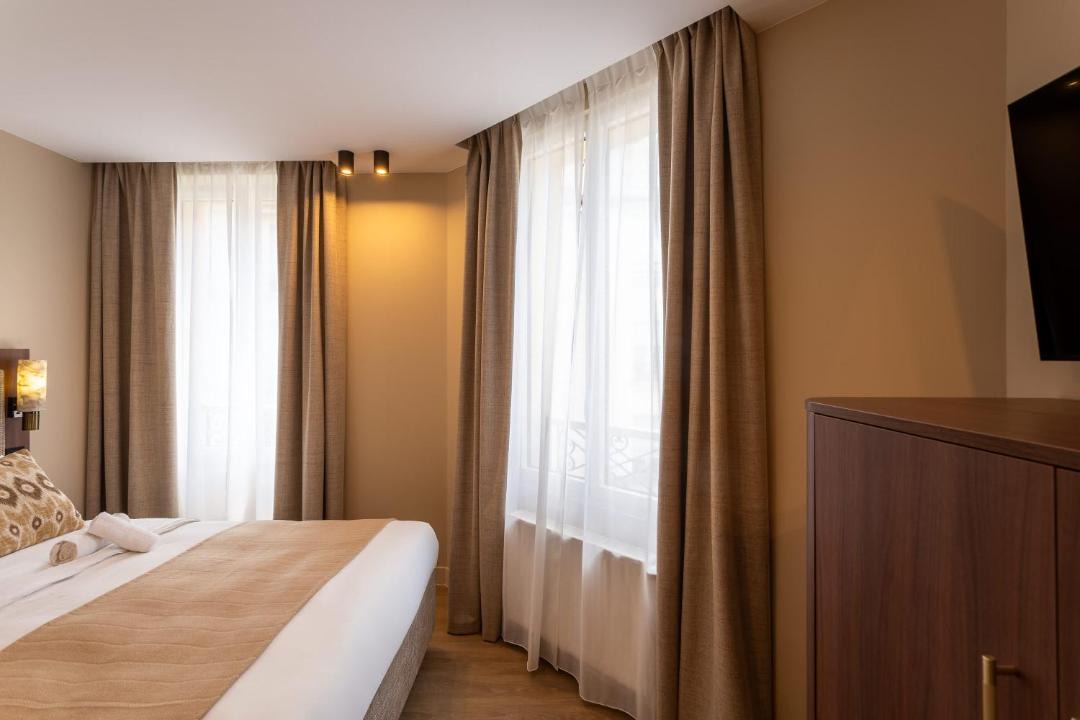 Photo of Bedroom in Saint-Mande