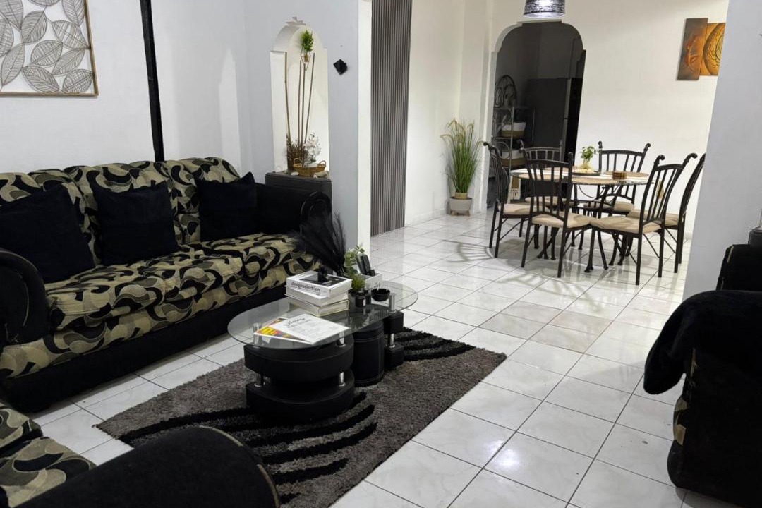 Photo of Livingroom in Kingston